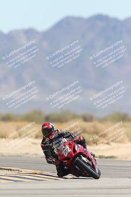 media/Oct-05-2025-CVMA (Sun) [[beeef4f201]]/Race 9-The Shootout/